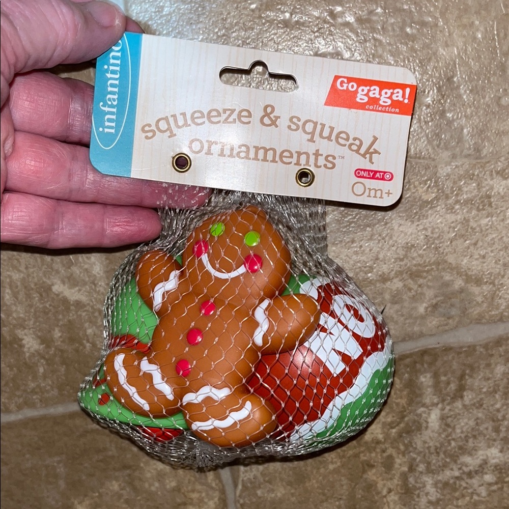 NWT Infantino Festive Squeeze & Squeak Set